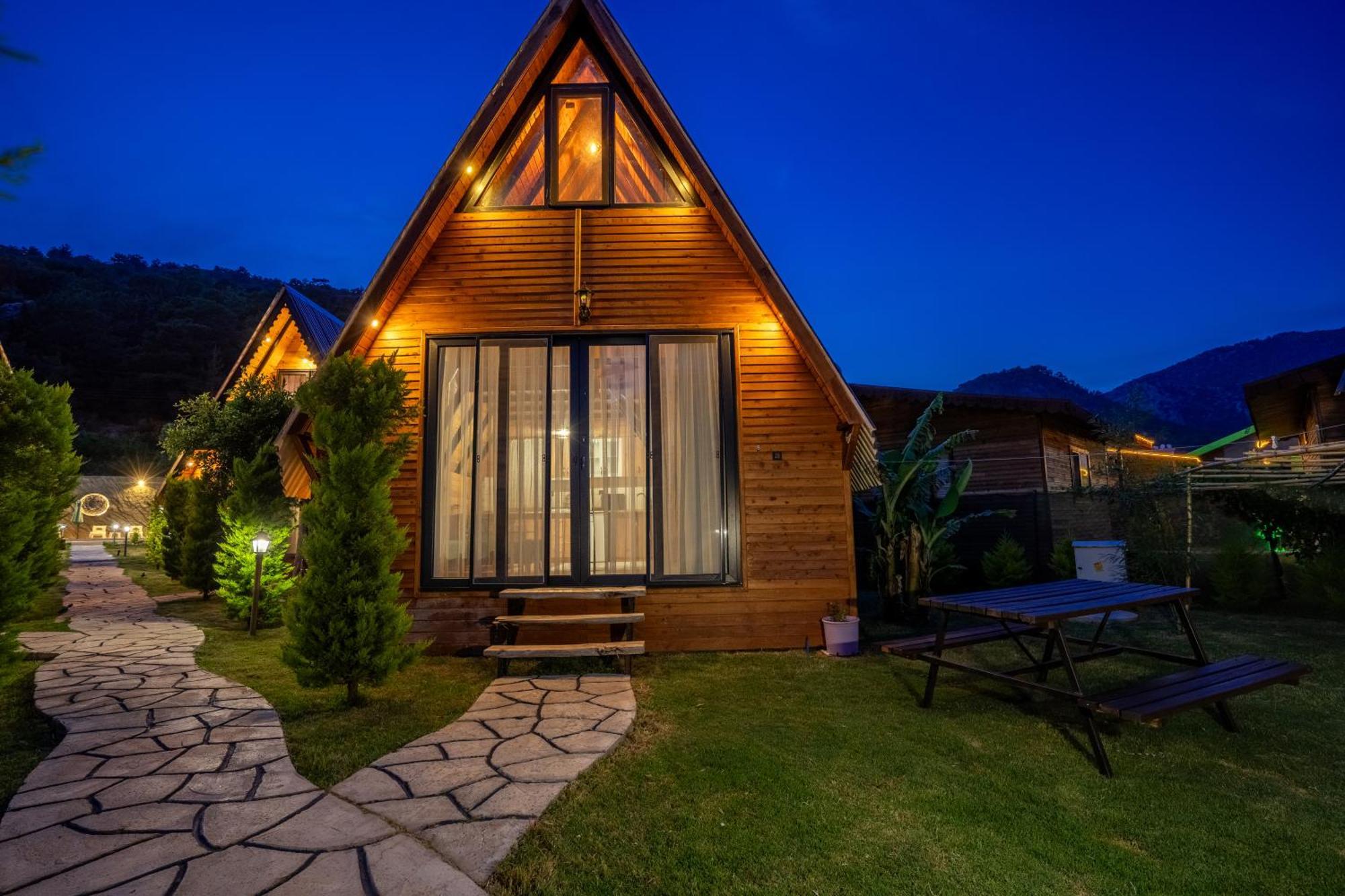 Karaoez Sapphire Bungalows Kumluca Εξωτερικό φωτογραφία